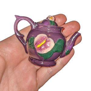 Miniature Teapot Figurine | Calla Lilly